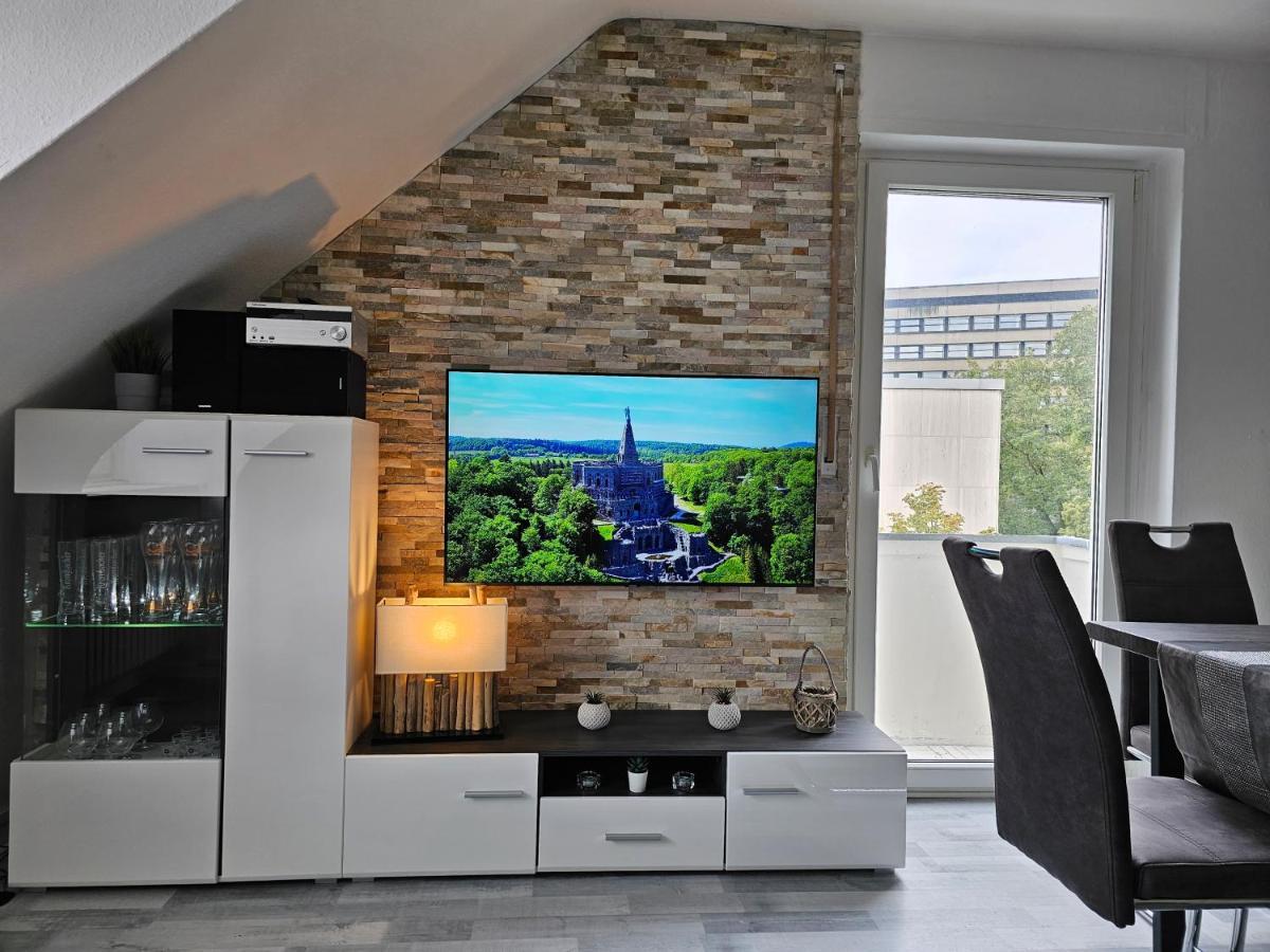 Exklusives Dachgeschoss-Apartment: Zentral in Kassel mit Highspeed-Internet Exterior photo