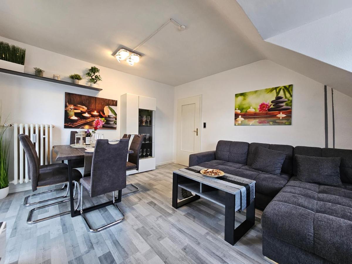 Exklusives Dachgeschoss-Apartment: Zentral in Kassel mit Highspeed-Internet Exterior photo